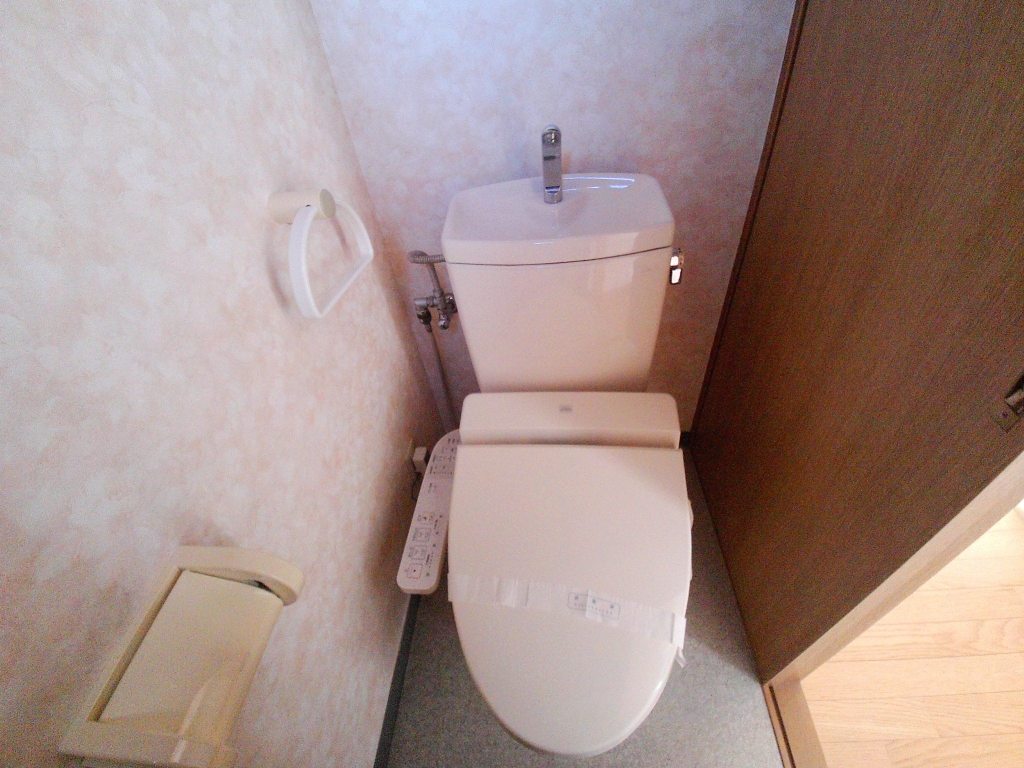 トイレ　【文京ツインタワー】