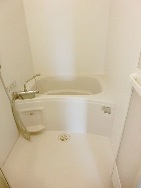 バス・シャワールーム　キレイなバスルーム！