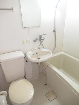 バス・シャワールーム　バス