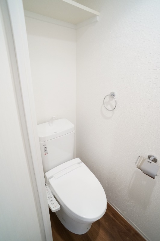 トイレ　別号室