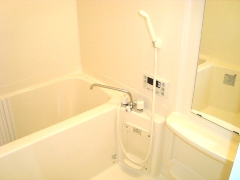 バス・シャワールーム　図面と現状に相違がある場合には現状を優先