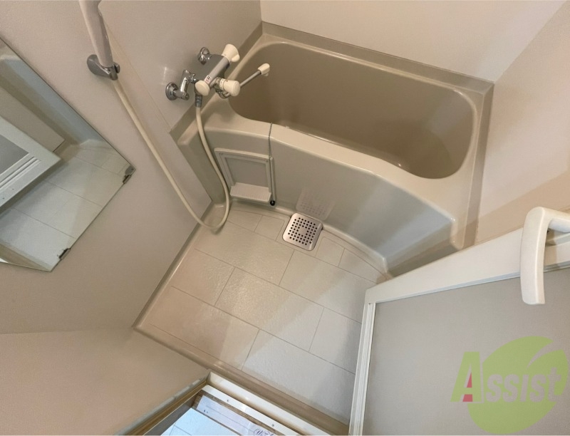 バス・シャワールーム　お風呂です。ゆっくりお風呂につかるのも体に良いですね～