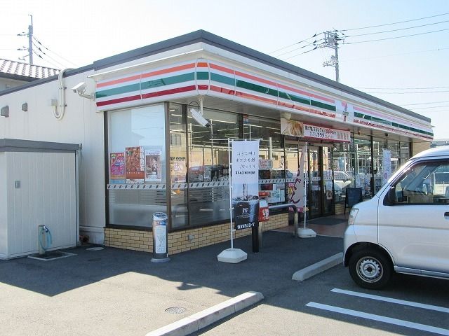 コンビニ　セブンイレブン周南富田店（コンビニ）まで550m