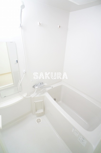 バス・シャワールーム　日々の疲れを癒すお風呂です♪