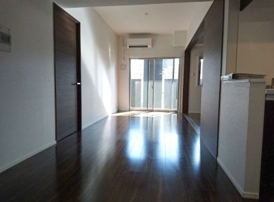 居室・リビング　リビングです※別号室の参考写真になります。