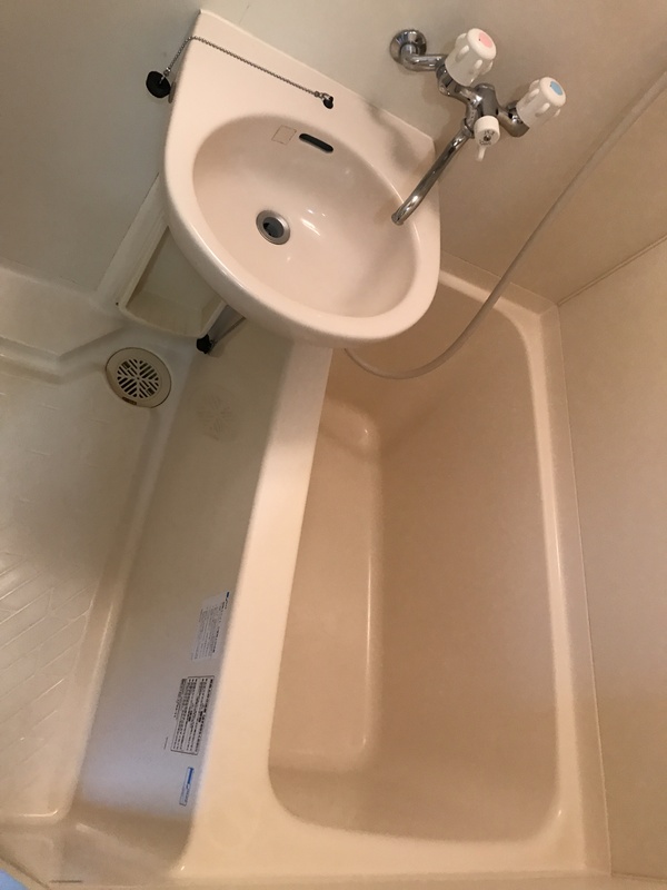 バス・シャワールーム　お風呂です