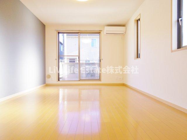 居室・リビング　同仕様角部屋参考写真