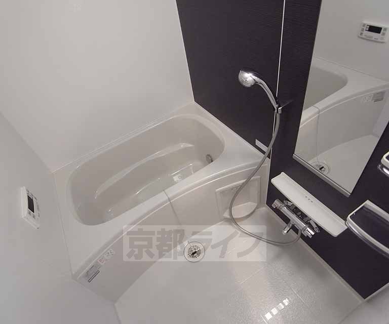 バス・シャワールーム　追い炊き機能付きバス