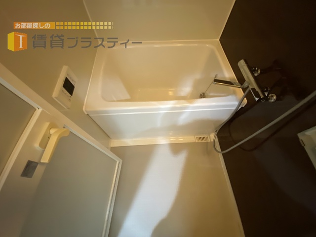 バス・シャワールーム　追い焚きも出来るんです。