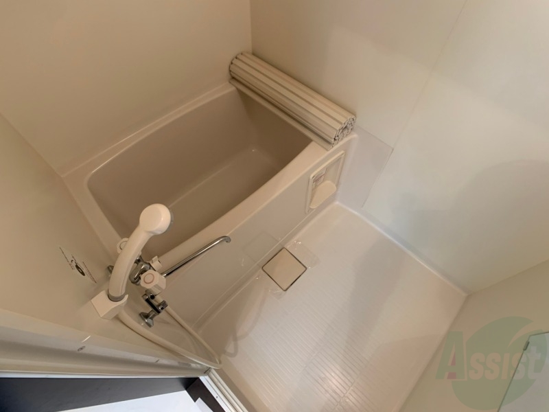 バス・シャワールーム　お風呂に入りながらここも掃除できちゃいますね。