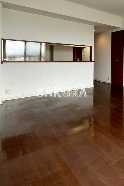 居室・リビング　使いやすい形の為、レイアウトを楽しめます♪