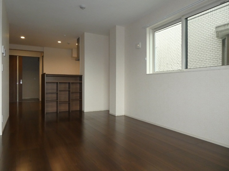 居室・リビング　１５．３帖の広々としたリビング♪