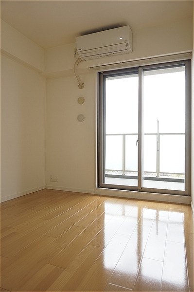 その他部屋・スペース　★洋室６帖★