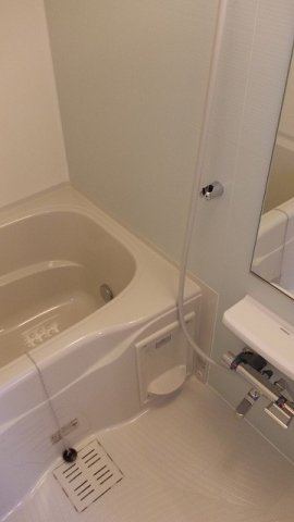 バス・シャワールーム　日々の疲れを癒すお風呂付です