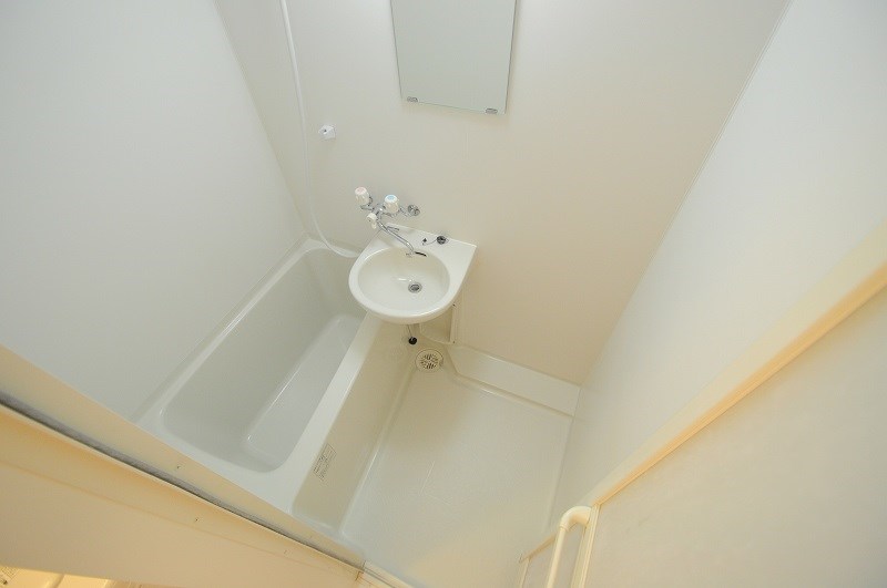 バス・シャワールーム　現状優先