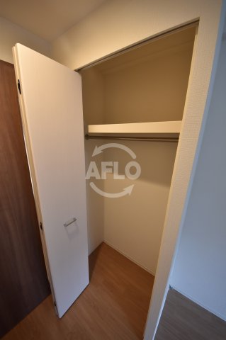 収納　エスリード大阪梅田WEST　クローゼット