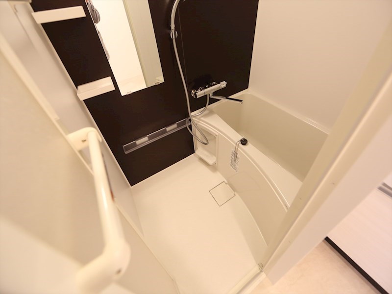 バス・シャワールーム　バスルーム　浴室暖房乾燥機付き