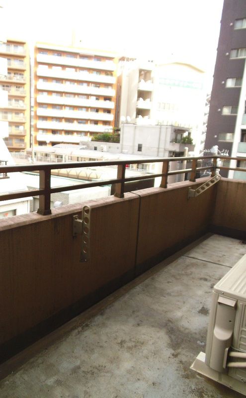 バルコニー　※別部屋の参考写真です。