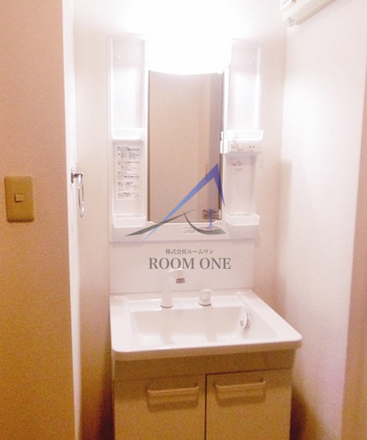 洗面設備　洗面台です。