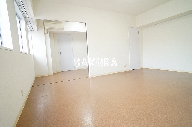 その他設備　生活に欠かせないエアコン付きです♪