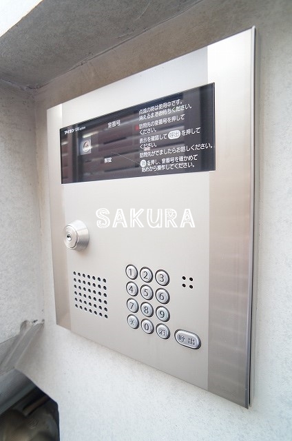 セキュリティ　女性の方でも安心のモニター付きオートロック♪