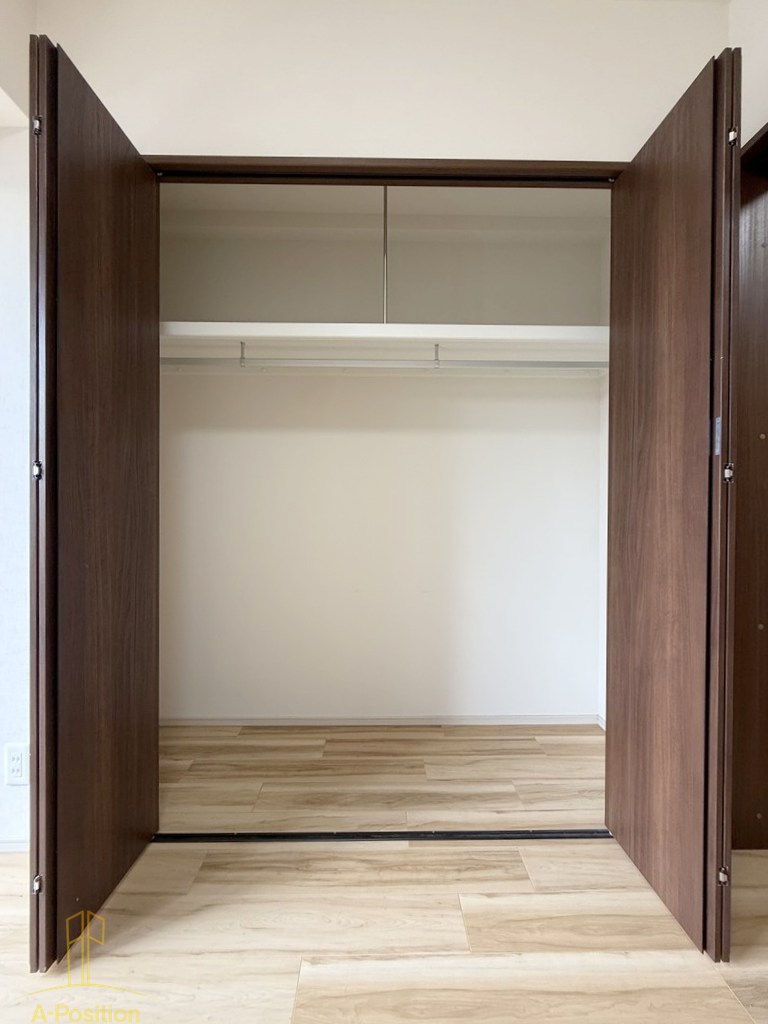 収納　Splendide NAMBAIII