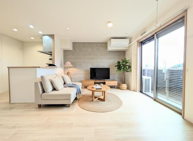 居室・リビング　ＣＧ加工した画像のため実際とは異なる箇所もございますので、あ