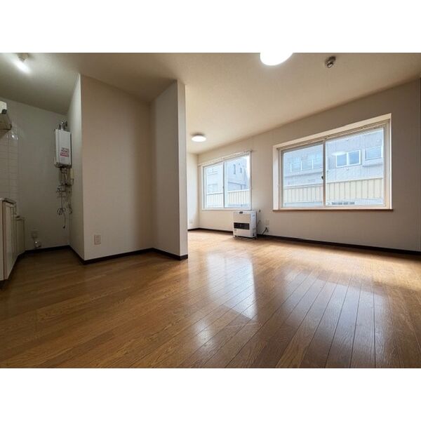 居室・リビング　◆閑静な宮の森エリア！◆初期費用格安入居可能物件！◆