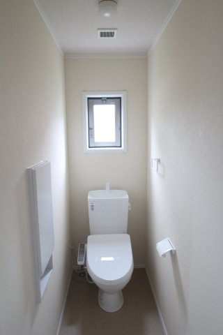 トイレ　温水洗浄便座は今は必須