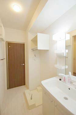 洗面設備　反転タイプ