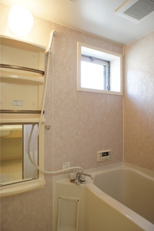 バス・シャワールーム　図面と現状に相違がある場合には現状を優先