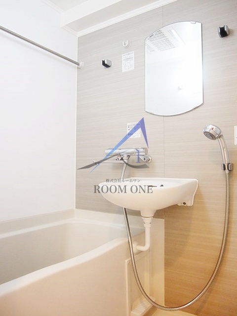 バス・シャワールーム　お風呂です。