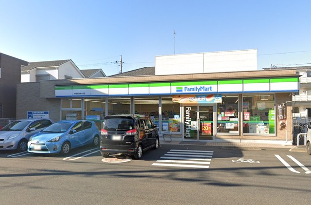 コンビニ　ファミリーマート海老名東柏ヶ谷店（コンビニ）まで296m