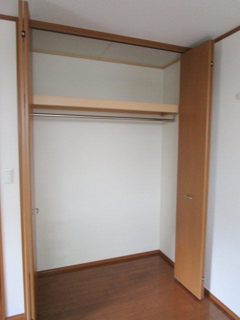 収納　奥行きのあるクローゼット