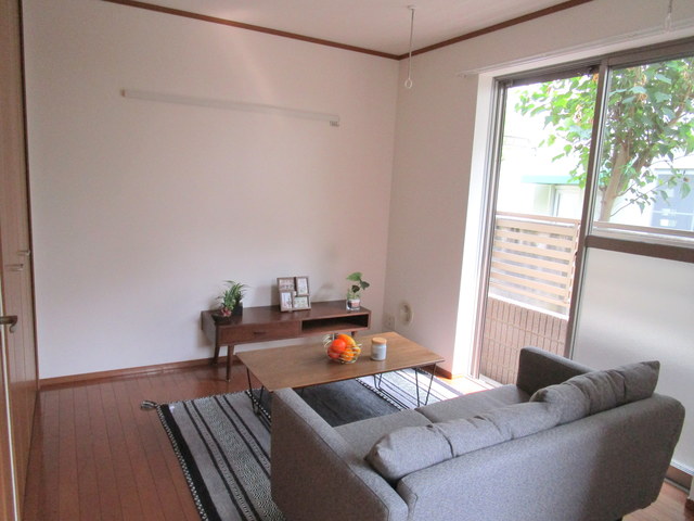 居室・リビング　日当たり良好なお部屋