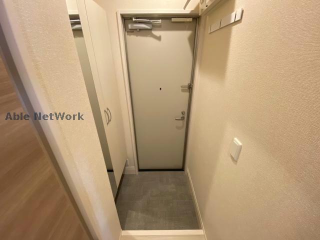玄関　同型別号室