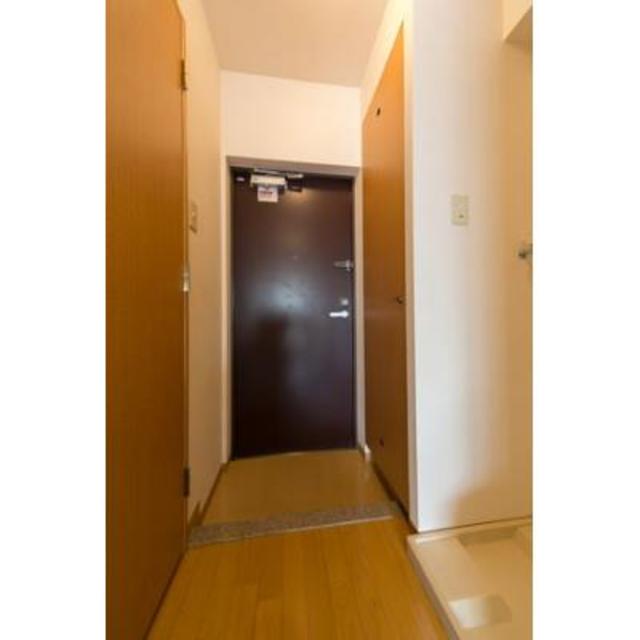 玄関　※写真は同タイプ住戸です。