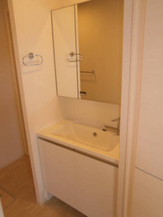 洗面設備　洗髪洗面化粧台付きでおすすめ！