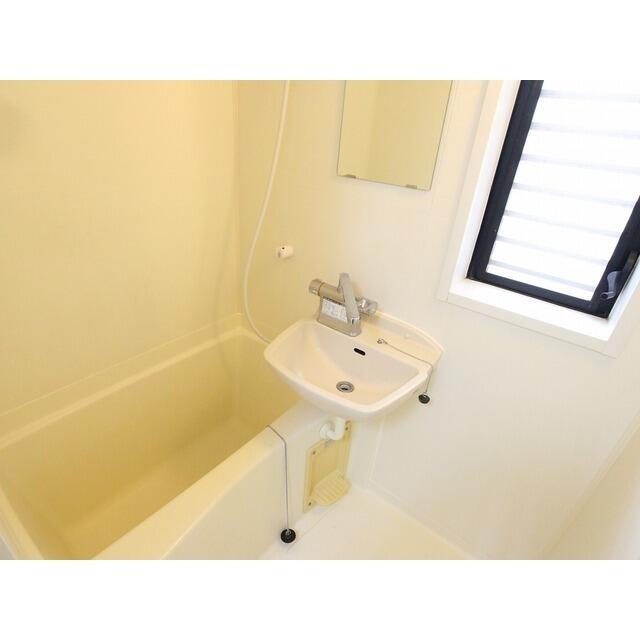 バス・シャワールーム　※退去後の写真・現況優先