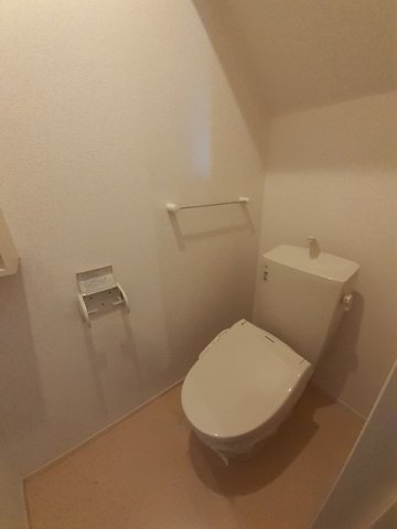 トイレ　当社、チルホームのHPもご覧ください(^^)/物件情報多数♪