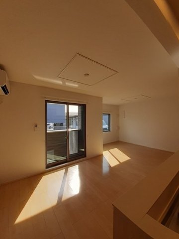 居室・リビング　当社、チルホームのHPもご覧ください(^^)/物件情報多数♪