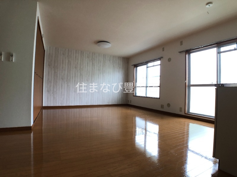 居室・リビング　同型別部屋写真