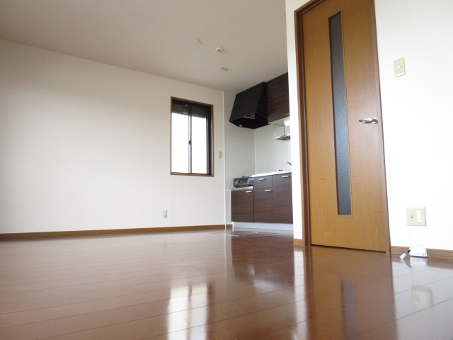 居室・リビング　インターネットが無料で使えます。