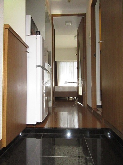 玄関　エントランス