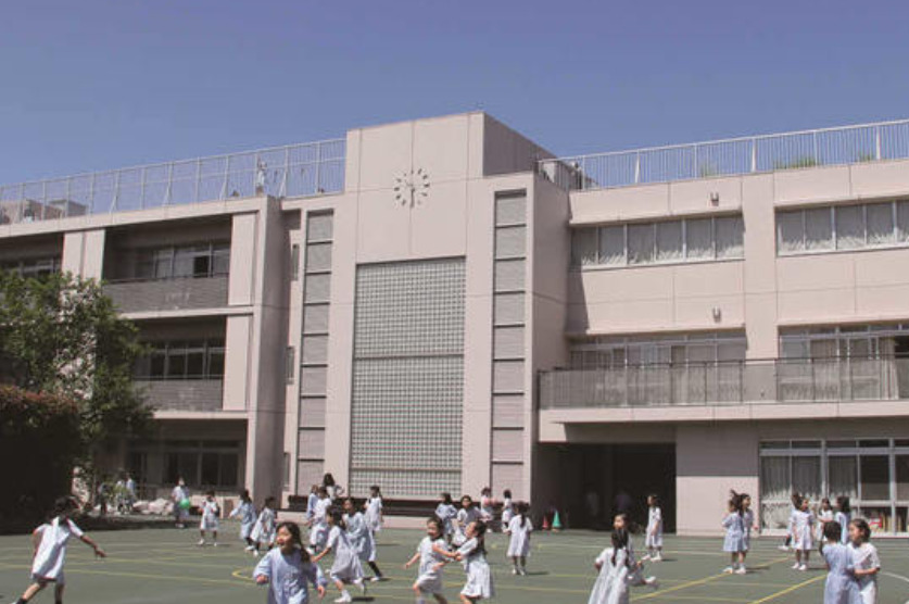小学校　川村小学校（小学校）まで428m
