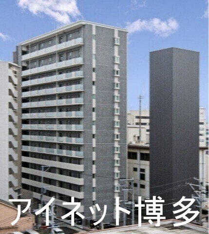 建物外観　最寄り駅徒歩10分圏内の人気マンションです！