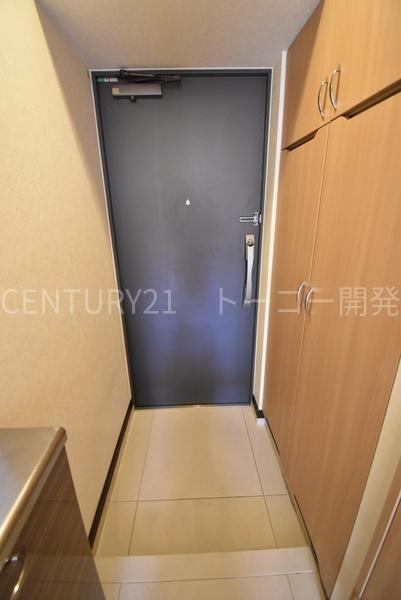 玄関　別部屋の参考写真です。現況有姿