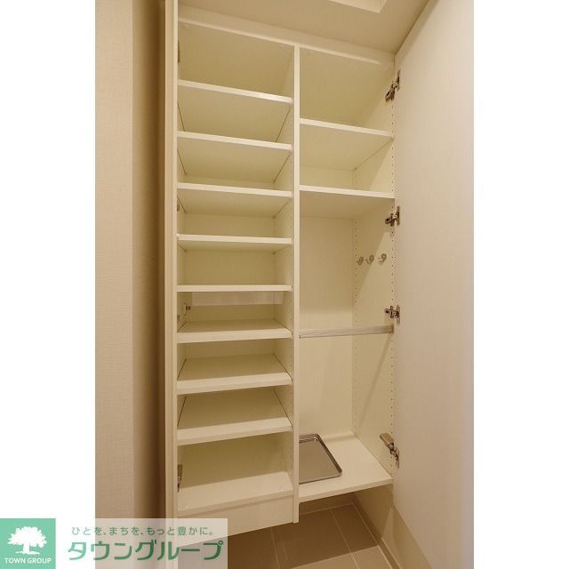 収納　シューズボックス
