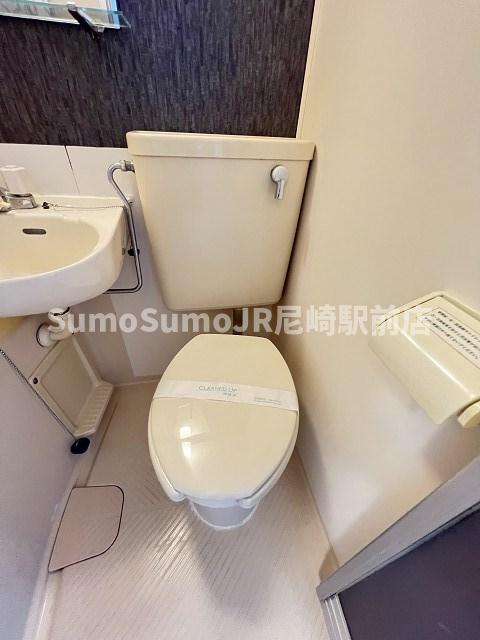 トイレ　コンパクトで使いやすいトイレです