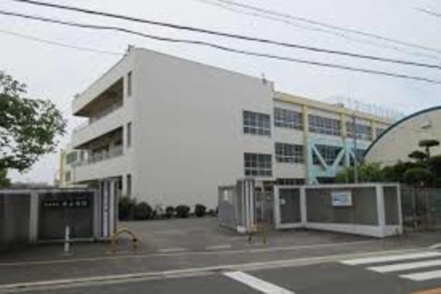 小学校　和泉市立幸小学校（小学校）まで861m